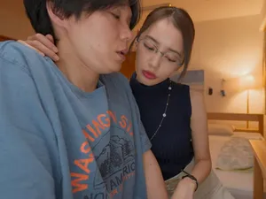 Đụ bím nữ sếp xinh đẹp trong bộ đồ hầu gái