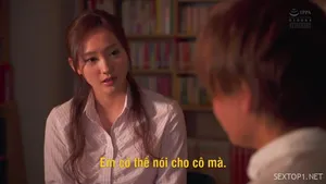 Má phát hiện con trai nghiện tình dục thuê hẳn 2 em ghệ về cho con